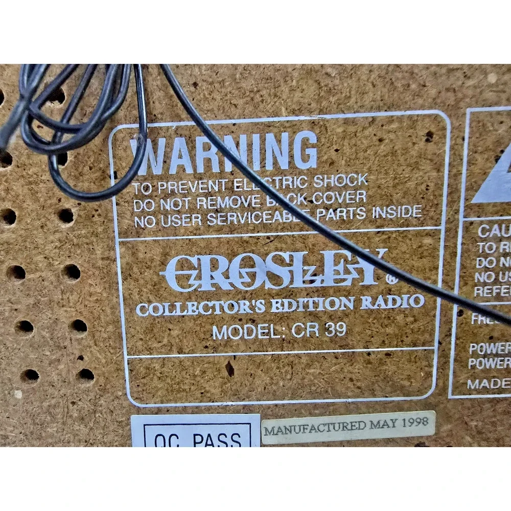 Vintage Crosley CR39 Teardrop AM/FM Radio Collector's Edition Wood Retro WORKS